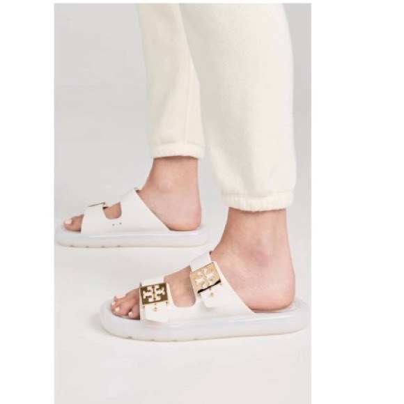 Tory Burch Buckle Bubble Jelly Sandal - Picture 4 of 11